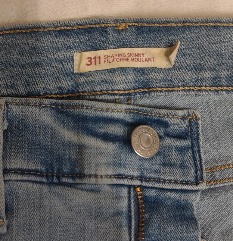 Vintage Levi's 311 Shaping Skinny Jeans W30 L30 LV3045